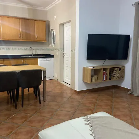 Parra Holidays - Close To Gale Guia