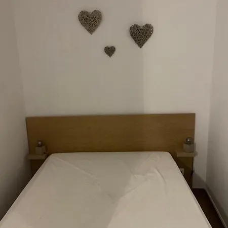 Parra Holidays - Close To Gale Apartman *